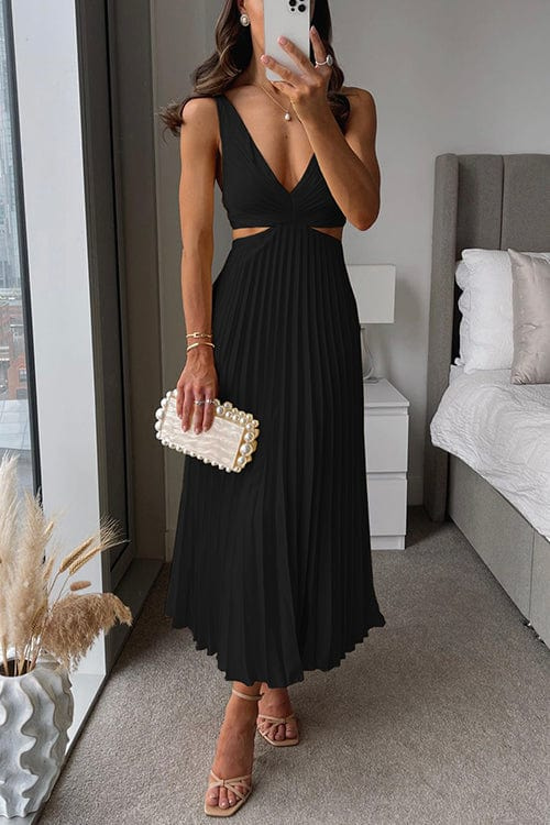Yasmine - Plus dress with cuts 5