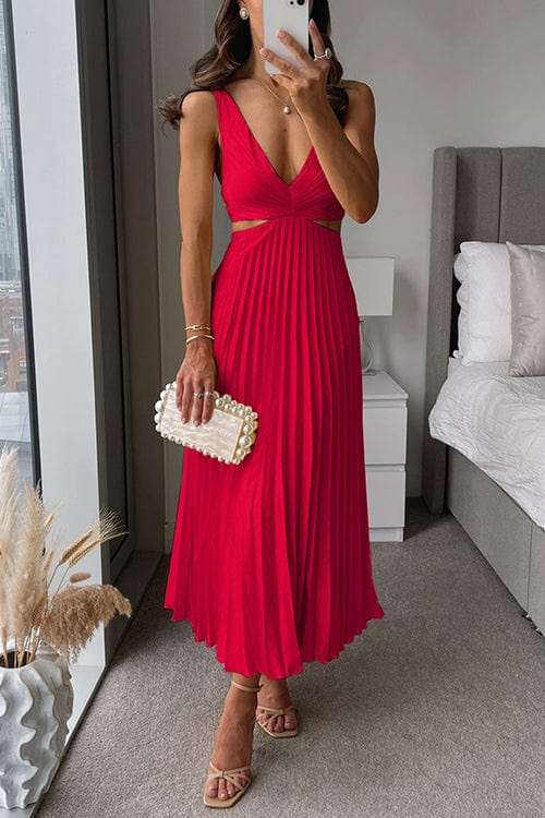 Yasmine - Plus dress with cuts 1